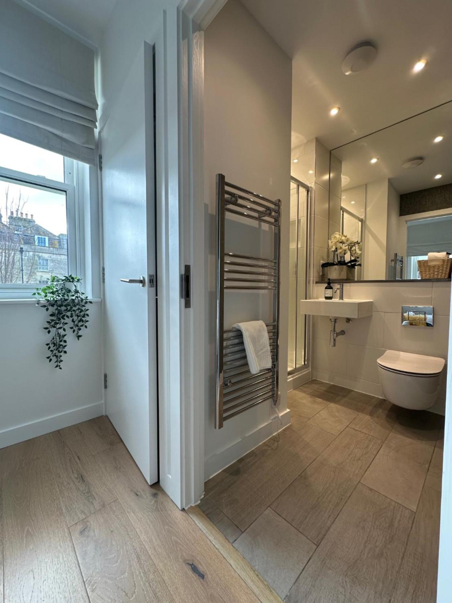 Apartamento Contemporary Pied A Terre In The Heart Of Bath Exterior foto
