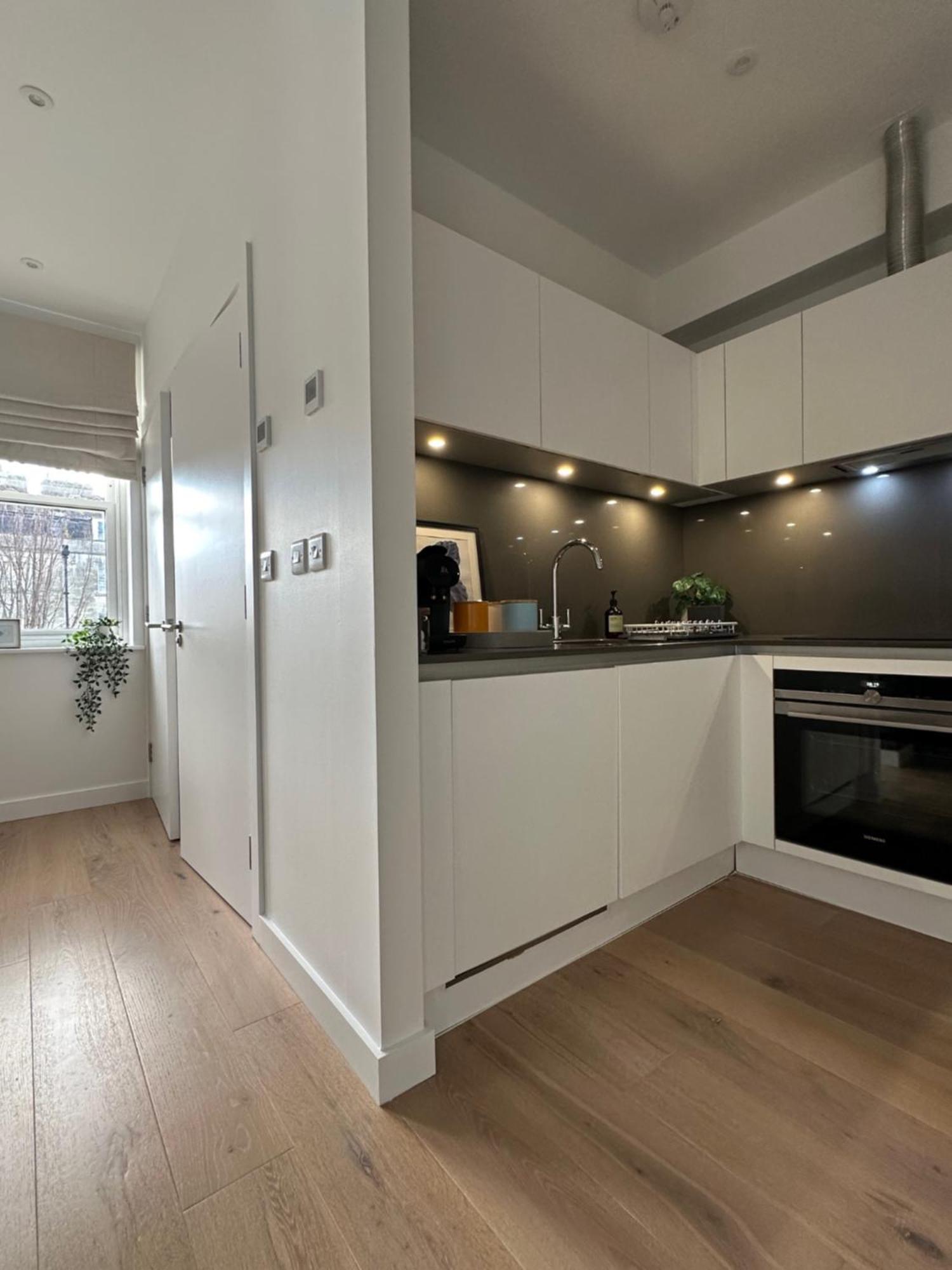 Apartamento Contemporary Pied A Terre In The Heart Of Bath Exterior foto